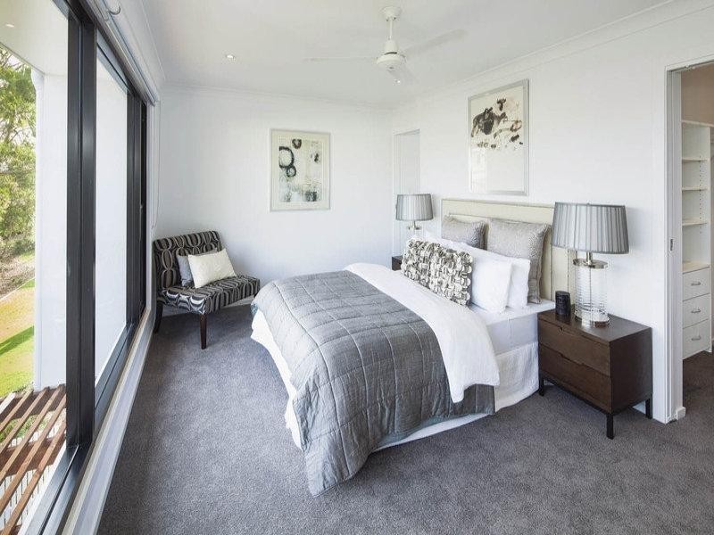 17/323 BBayview Street, Runaway Bay QLD 4216