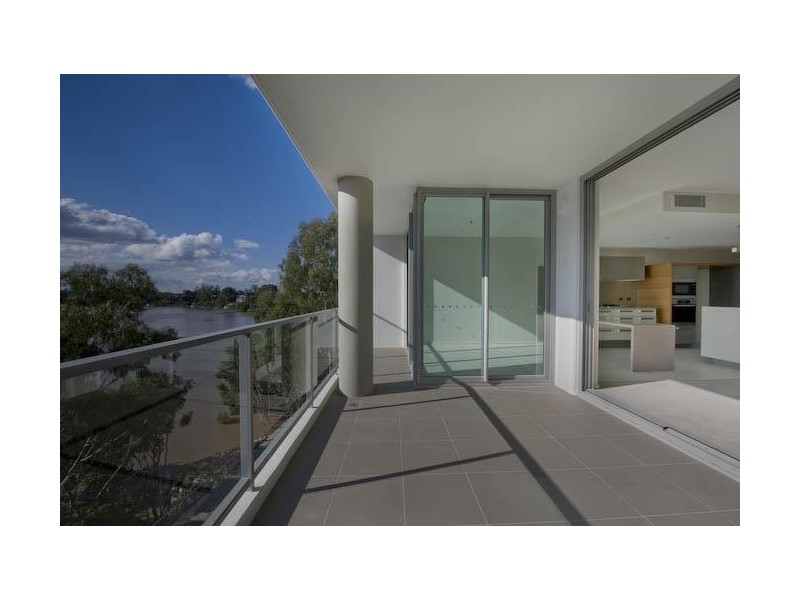 205 King Arthur Terrace, Tennyson QLD 4105