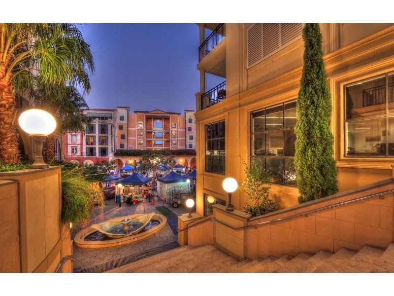 3029 The Boulevard, Carrara QLD 4211