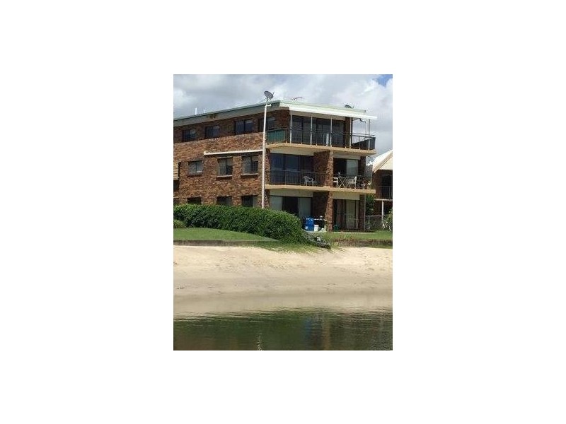 14 Pangarinda place, Mooloolaba QLD 4557