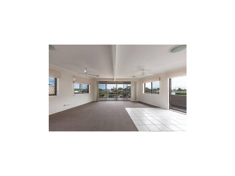 14 Pangarinda place, Mooloolaba QLD 4557