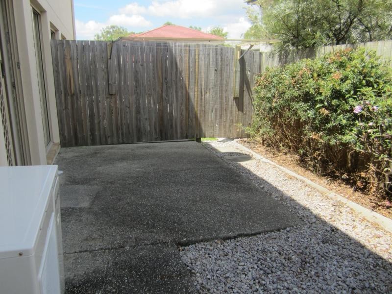 08 Johnston Street, Carina QLD 4152