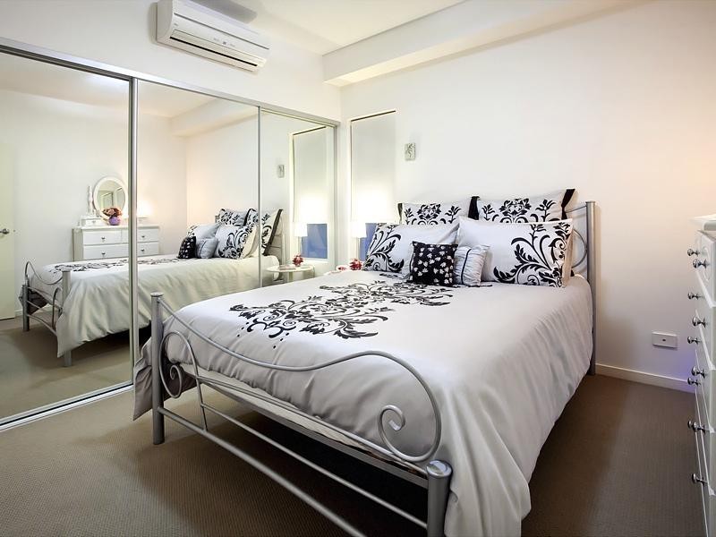 28 Ferry Rd, West End QLD 4101