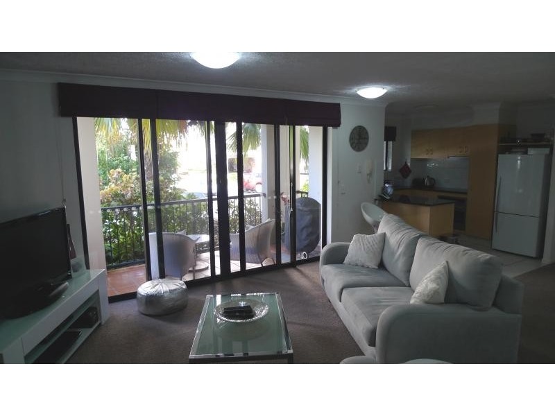 38 Labrador Street, Labrador QLD 4215