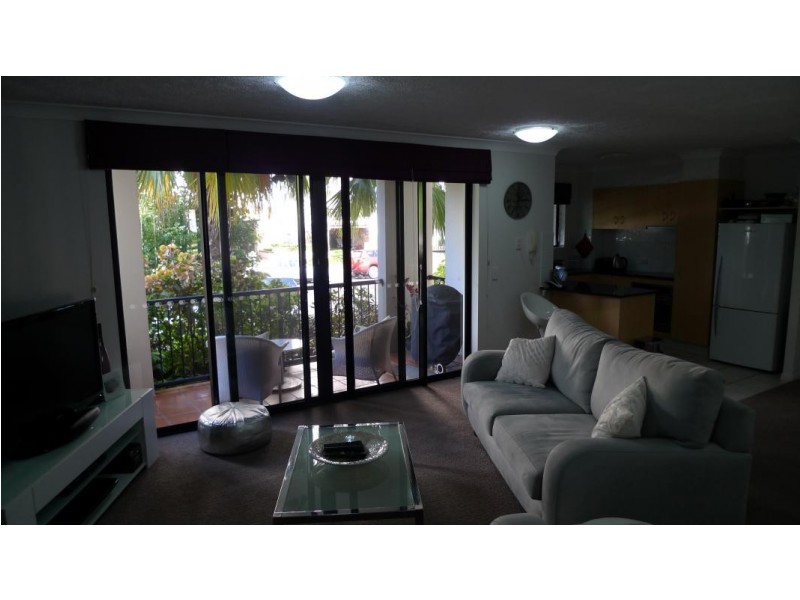 38 Labrador Street, Labrador QLD 4215