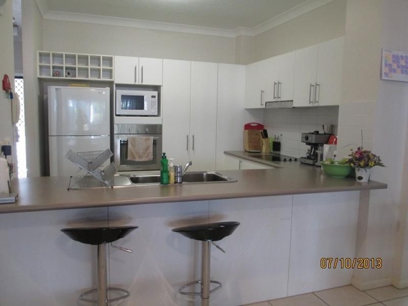 42 Warburton Street, North Ward QLD 4810