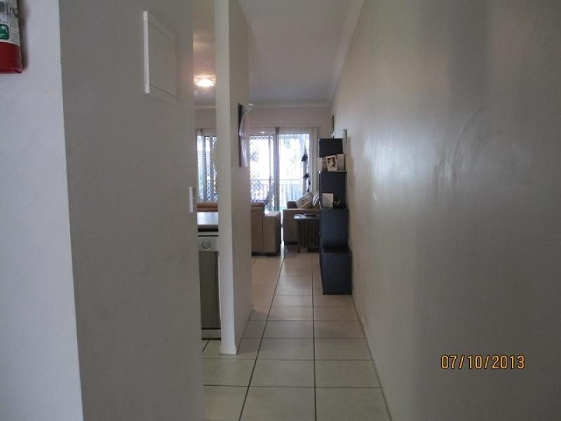 42 Warburton Street, North Ward QLD 4810