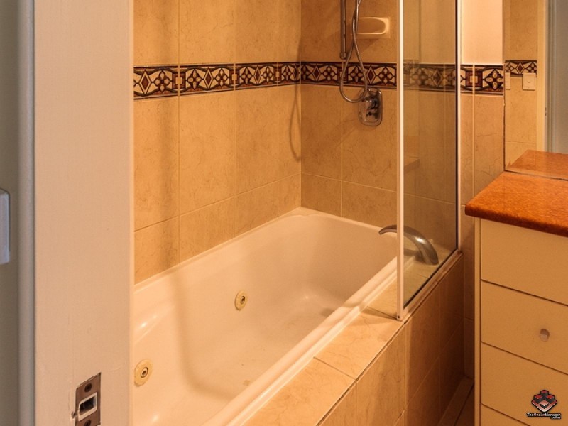 86-124 Ogden Street, Townsville City QLD 4810