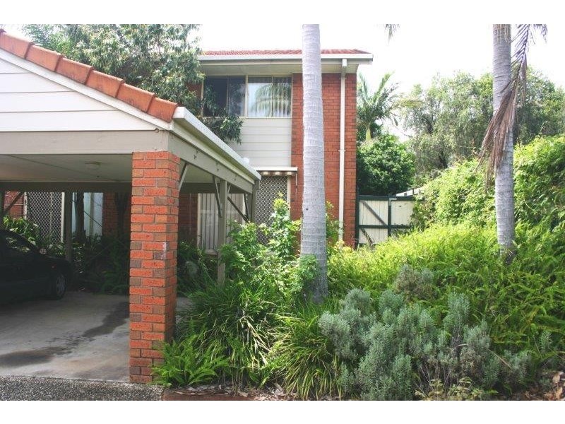 60 Whitby, Southport QLD 4215