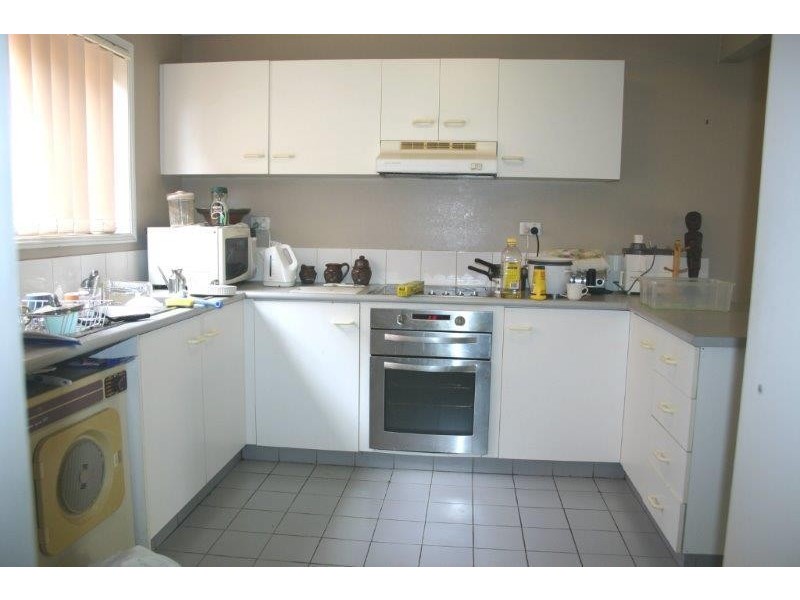 60 Whitby, Southport QLD 4215