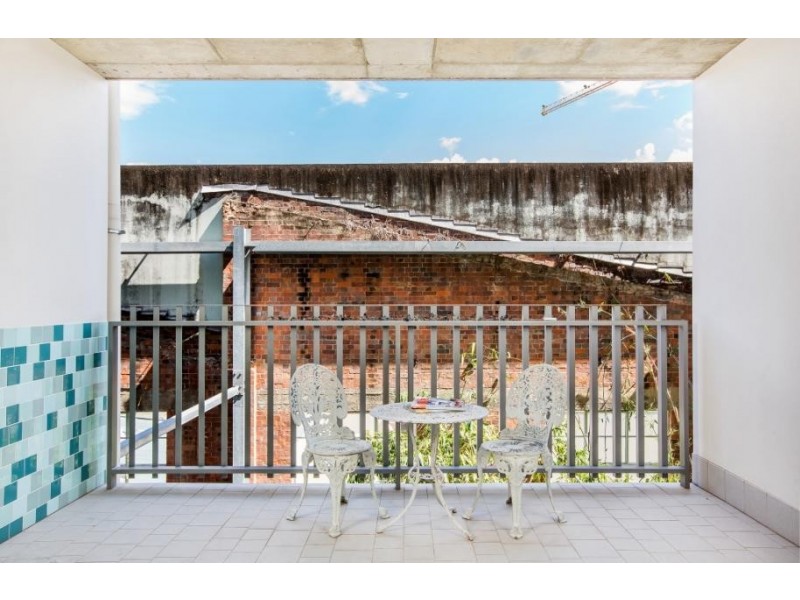 8 Skyring Terrace, Teneriffe QLD 4005