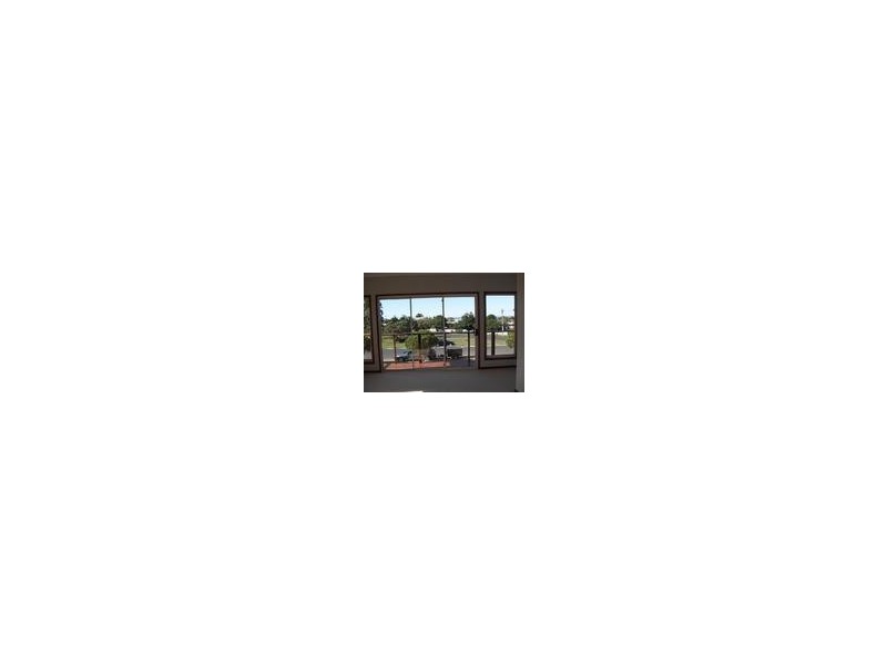 21 Flinders St, Point Vernon QLD 4655