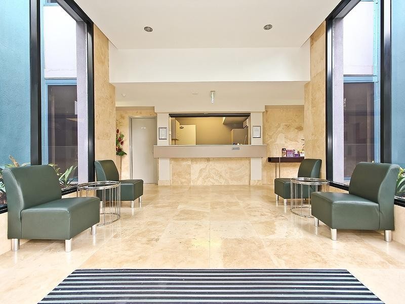 21 Patrick Lane, Toowong QLD 4066