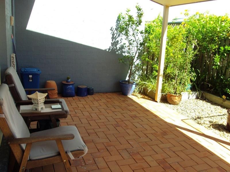 40 Lakeside Crescent, Currimundi QLD 4551