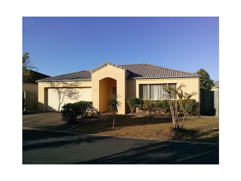 107 Arundel Drive, Arundel QLD 4214
