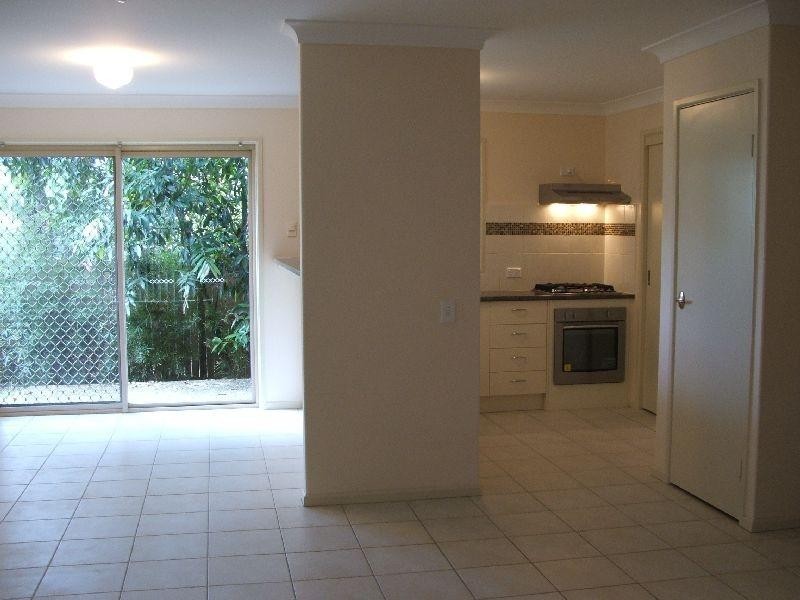 77 Nursery Ave, Runcorn QLD 4113