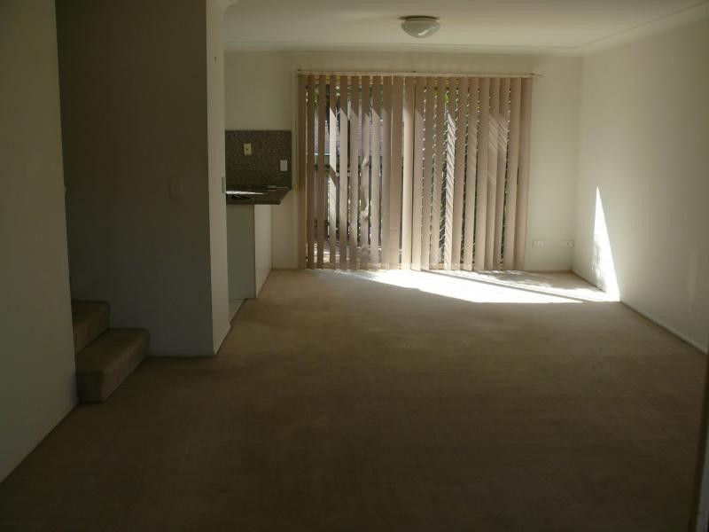 38 Murev Way, Carrara QLD 4211