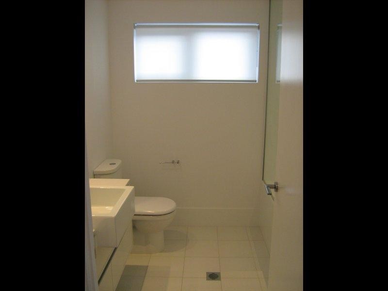 30 Macrossan Street, Brisbane QLD 4000