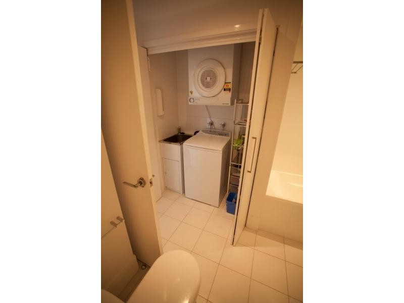 30 Macrossan Street, Brisbane QLD 4000