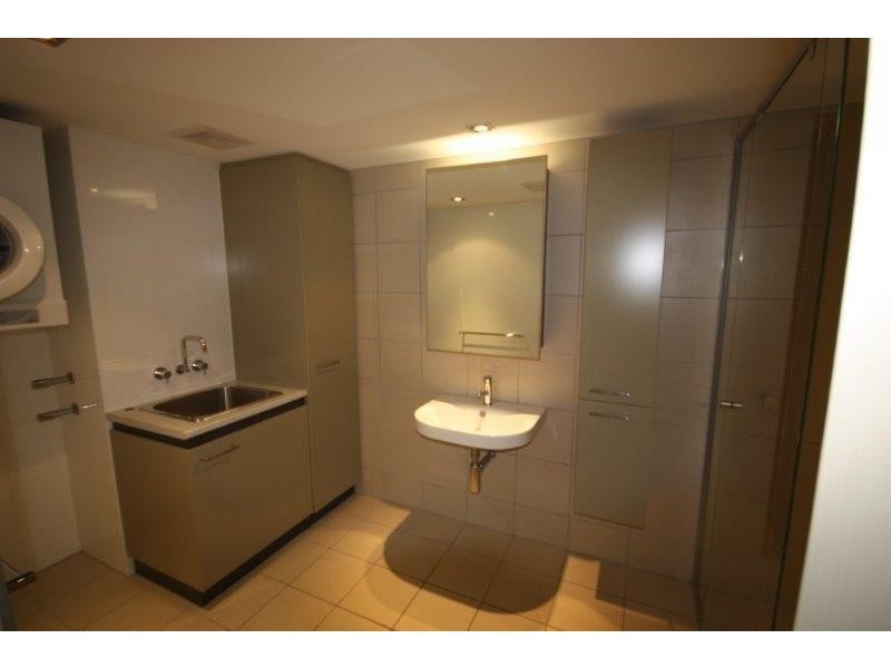 2305/6 Mariners Drive, Townsville City QLD 4810