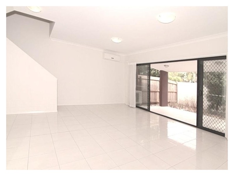 35 Hamilton Road, Moorooka QLD 4105