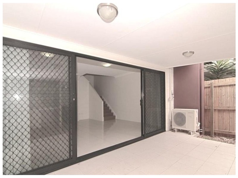 35 Hamilton Road, Moorooka QLD 4105