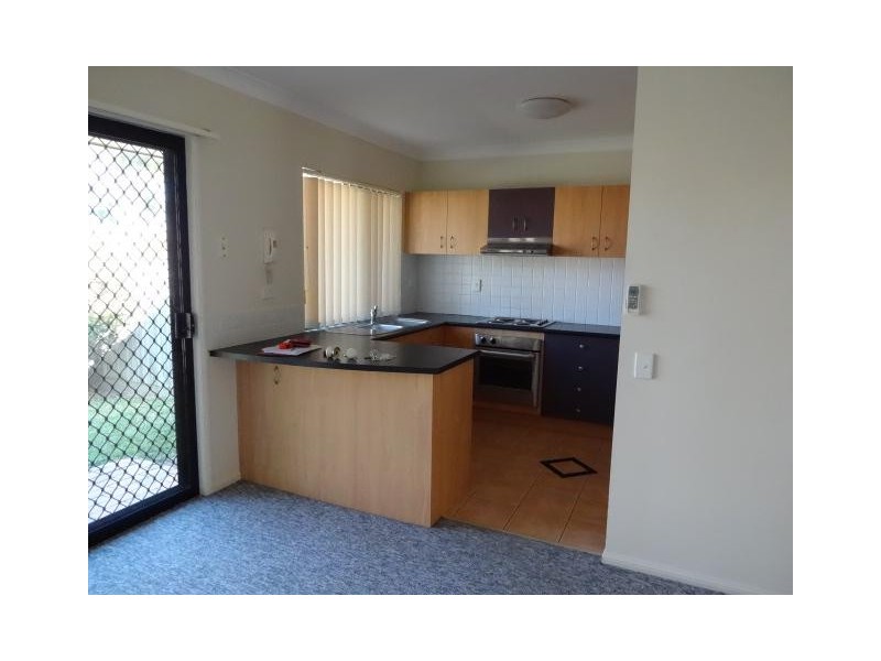 20 BROWN STREET, Labrador QLD 4215