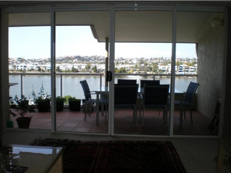 135 Macquarie Street, Teneriffe QLD 4005