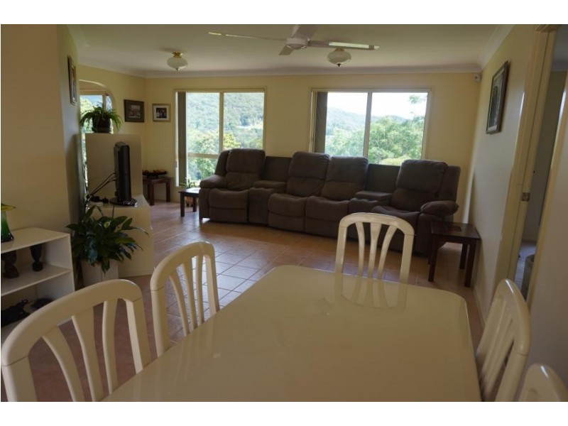 15 Glen Circuit, Clagiraba QLD 4211