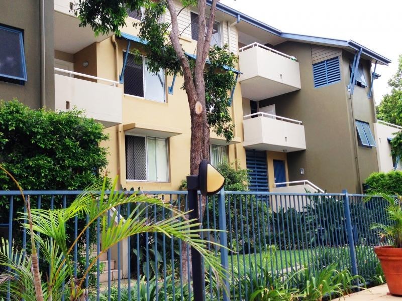 34-38 Vincent Street, Indooroopilly QLD 4068