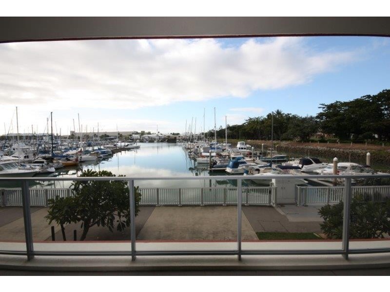 6 Mariners Drive, Townsville City QLD 4810