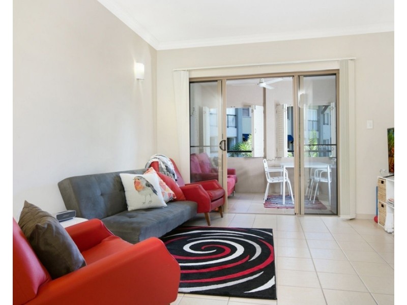 105/22 Ward Street, Mooroobool QLD 4870