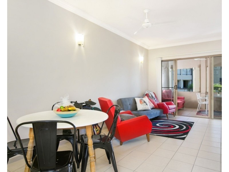 105/22 Ward Street, Mooroobool QLD 4870