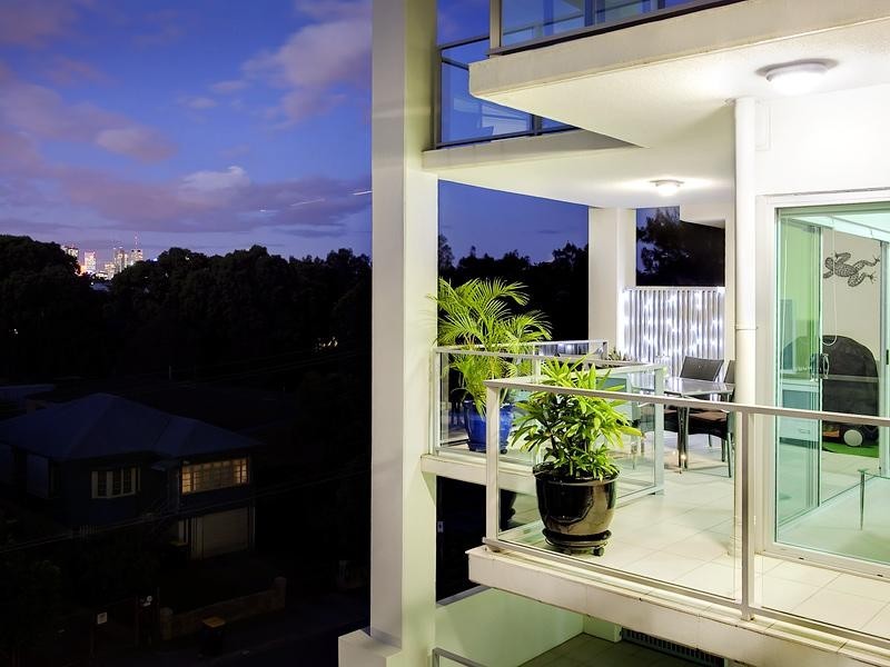 28 Ferry Rd, West End QLD 4101