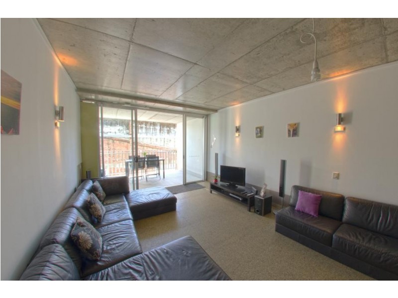 8 Skyring Terrace, Teneriffe QLD 4005