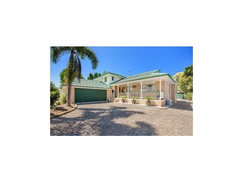 66 King Street, Urangan QLD 4655