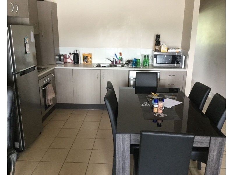 110/22 Ward Street, Mooroobool QLD 4870