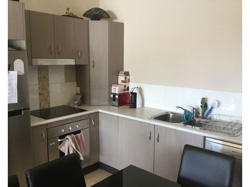 110/22 Ward Street, Mooroobool QLD 4870