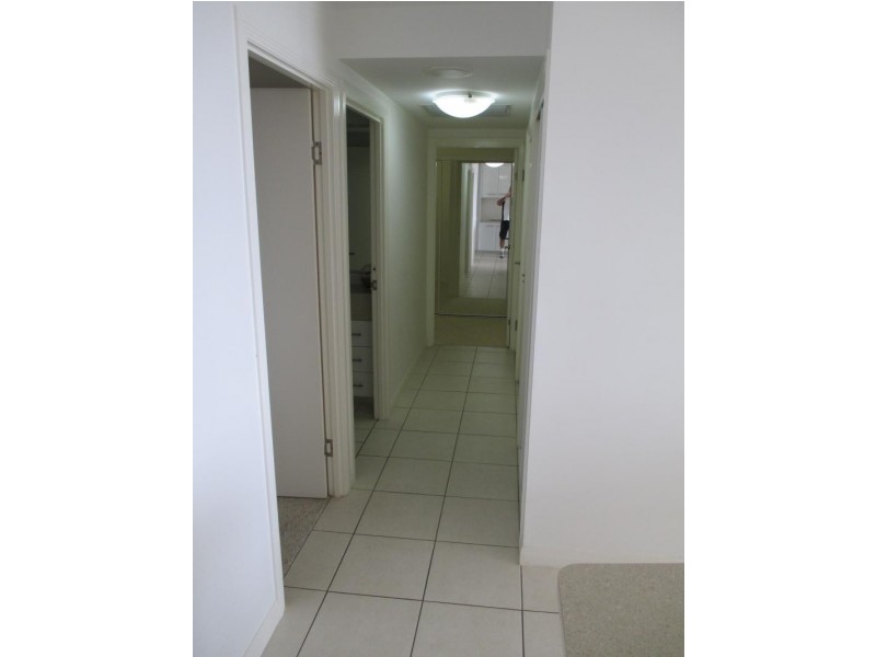 241 Esplanade, Pialba QLD 4655