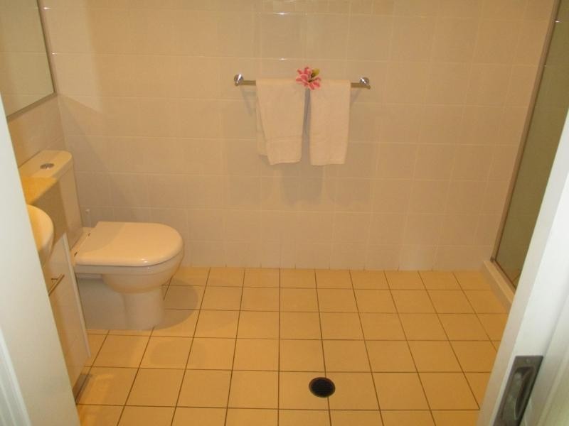 241 Esplanade, Pialba QLD 4655