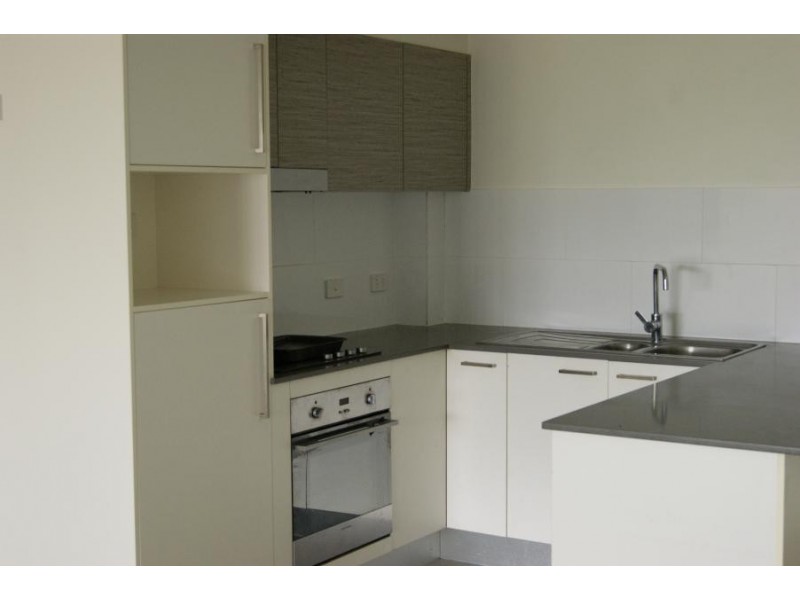 28 Carl Street, Woolloongabba QLD 4102