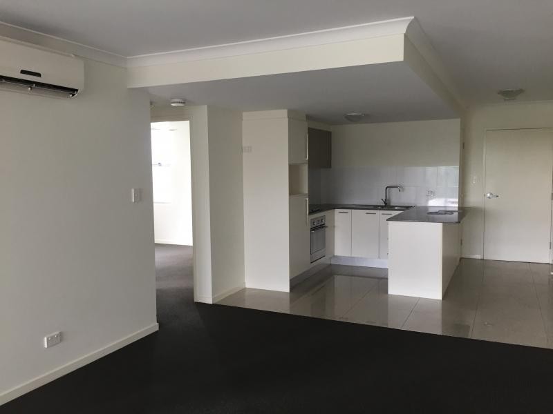 28 Carl Street, Woolloongabba QLD 4102