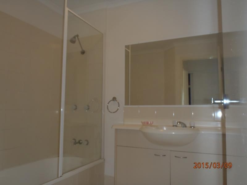 643 Pine Ridge Road, Biggera Waters QLD 4216