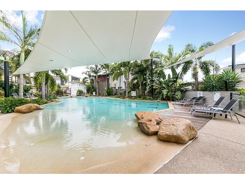 681/16 Surbiton Court, Carindale QLD 4152