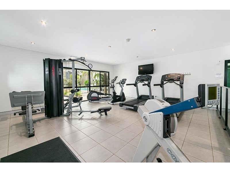 681/16 Surbiton Court, Carindale QLD 4152