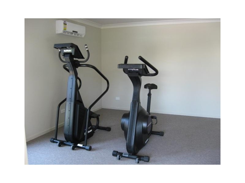 2311 Logan Road, Eight Mile Plains QLD 4113