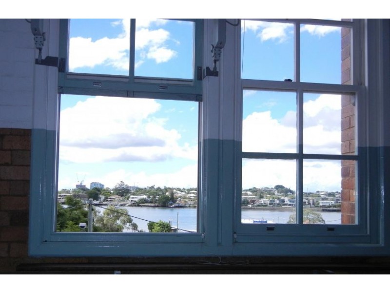 8 Skyring Terrace, Teneriffe QLD 4005