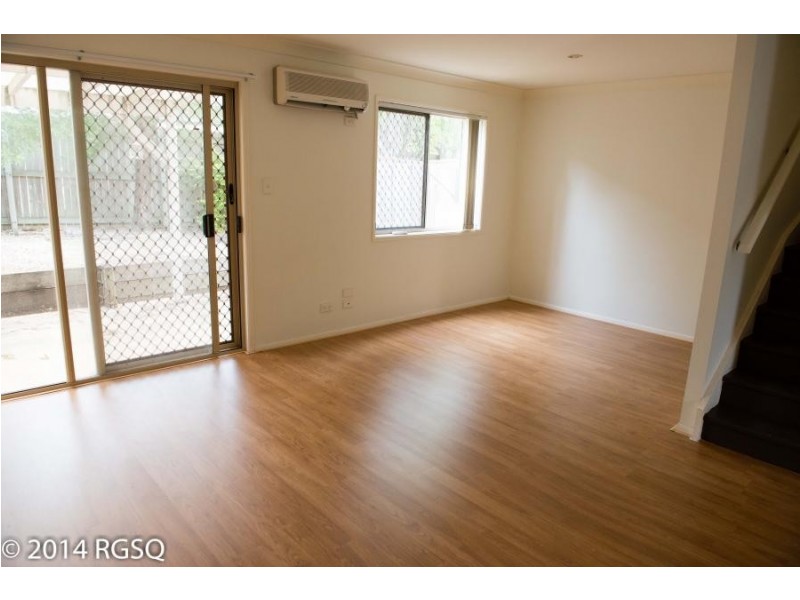 8 Peter Court, Sunnybank Hills QLD 4109