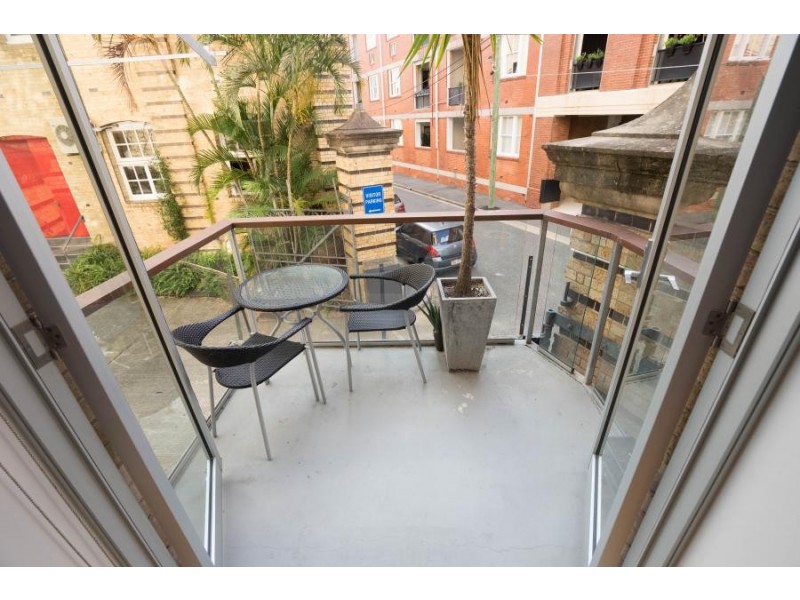 36 Vernon Terrace, Teneriffe QLD 4005