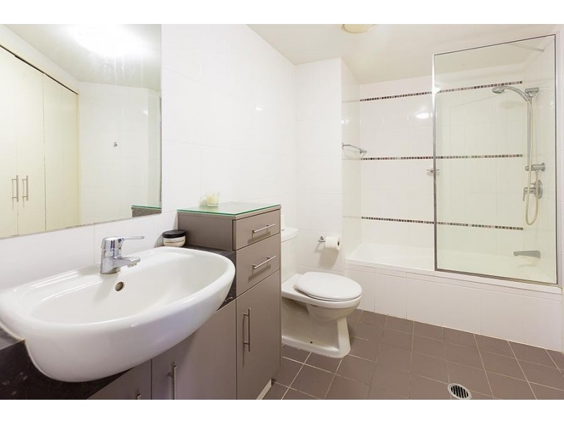 42-46 NEWSTEAD TERRACE, Newstead QLD 4006